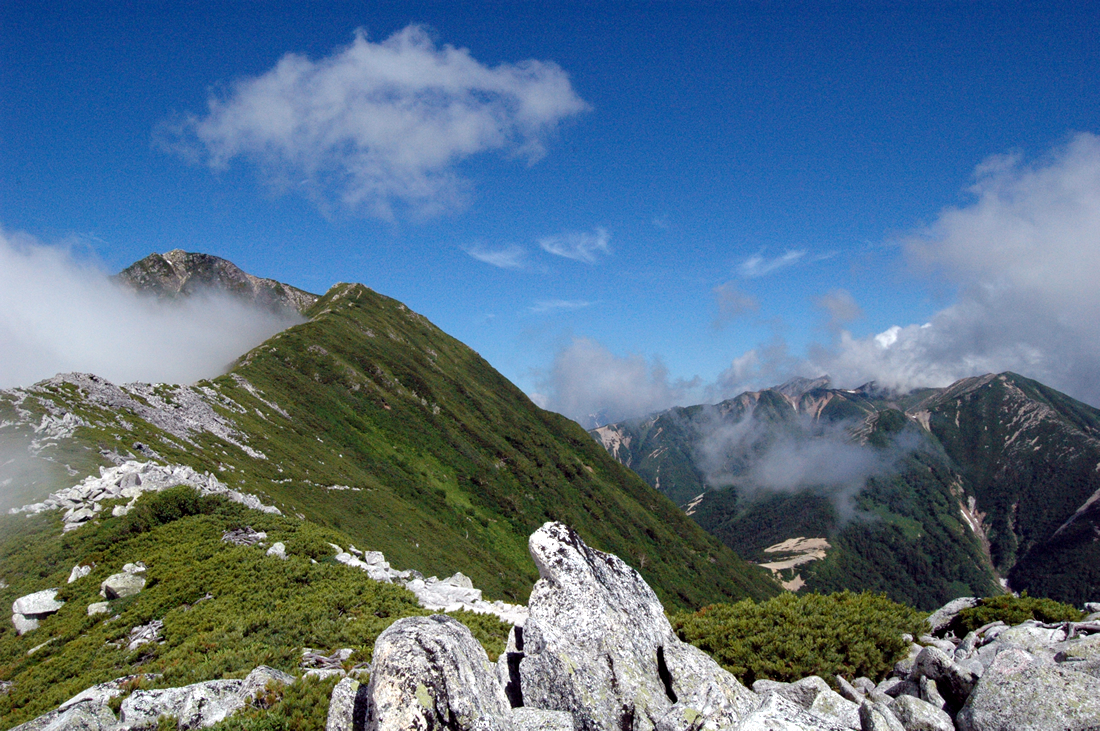 常念岳 登山
