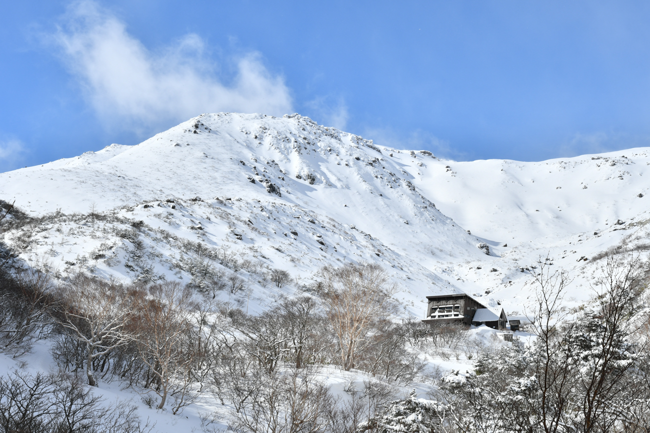 安達太良山 冬季くろがね小屋  温泉登山