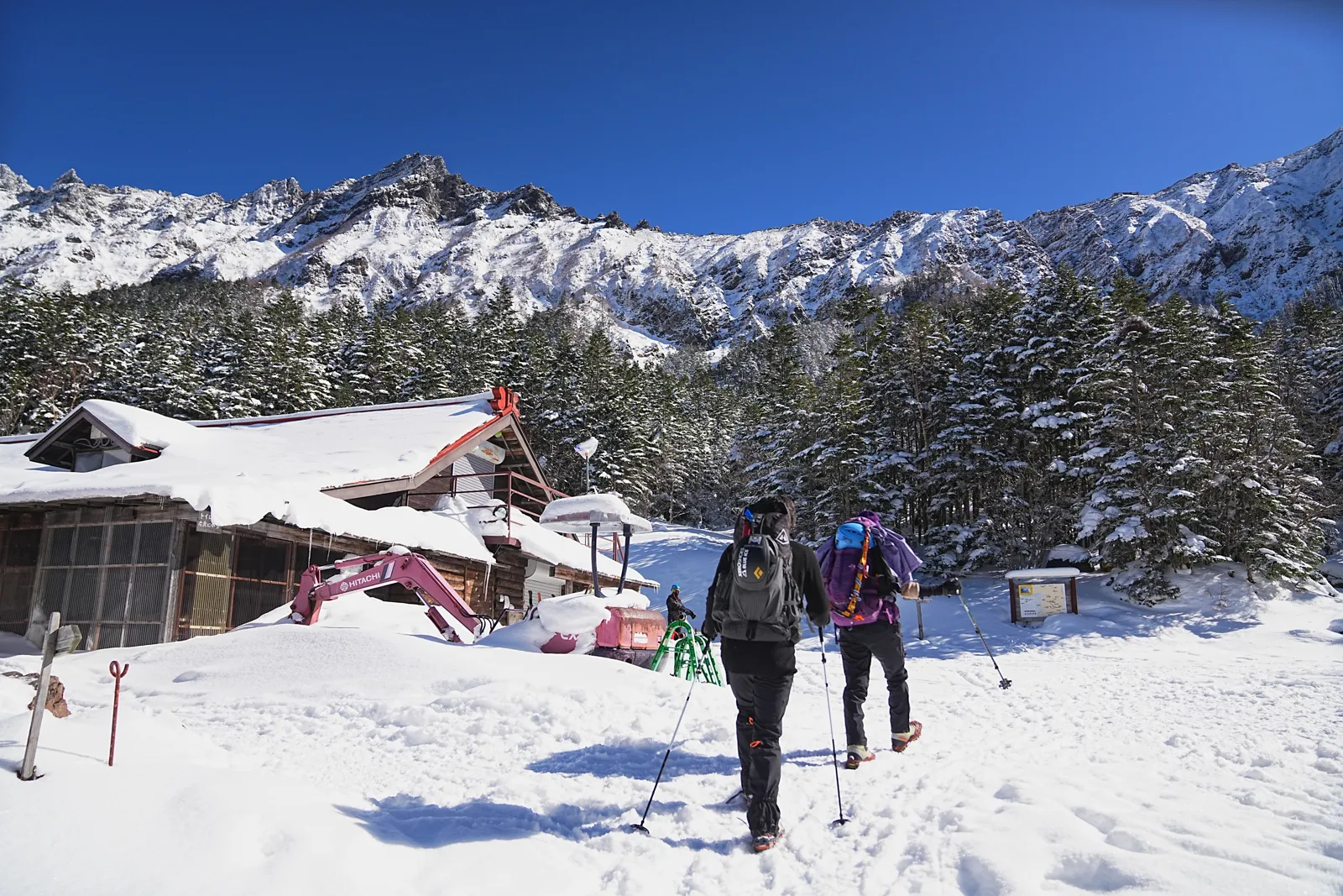 厳冬期の赤岳へ！赤岳天望荘に泊まって朝焼け登山！！