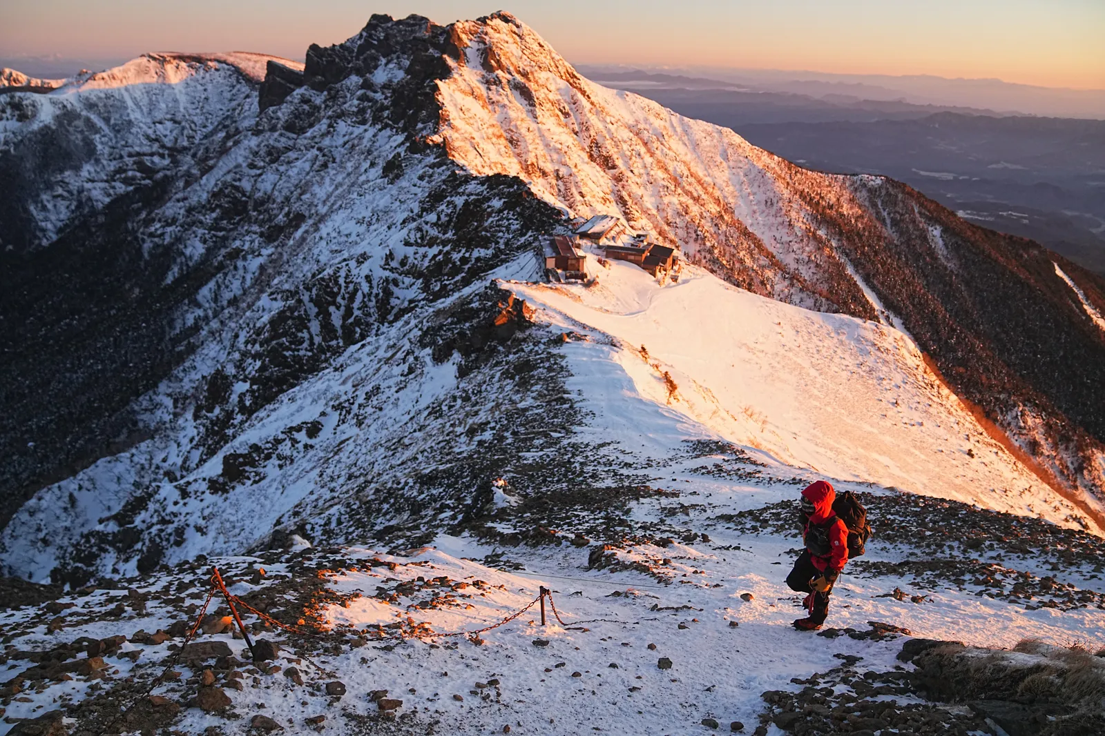 厳冬期の赤岳へ！赤岳天望荘に泊まって朝焼け登山！！