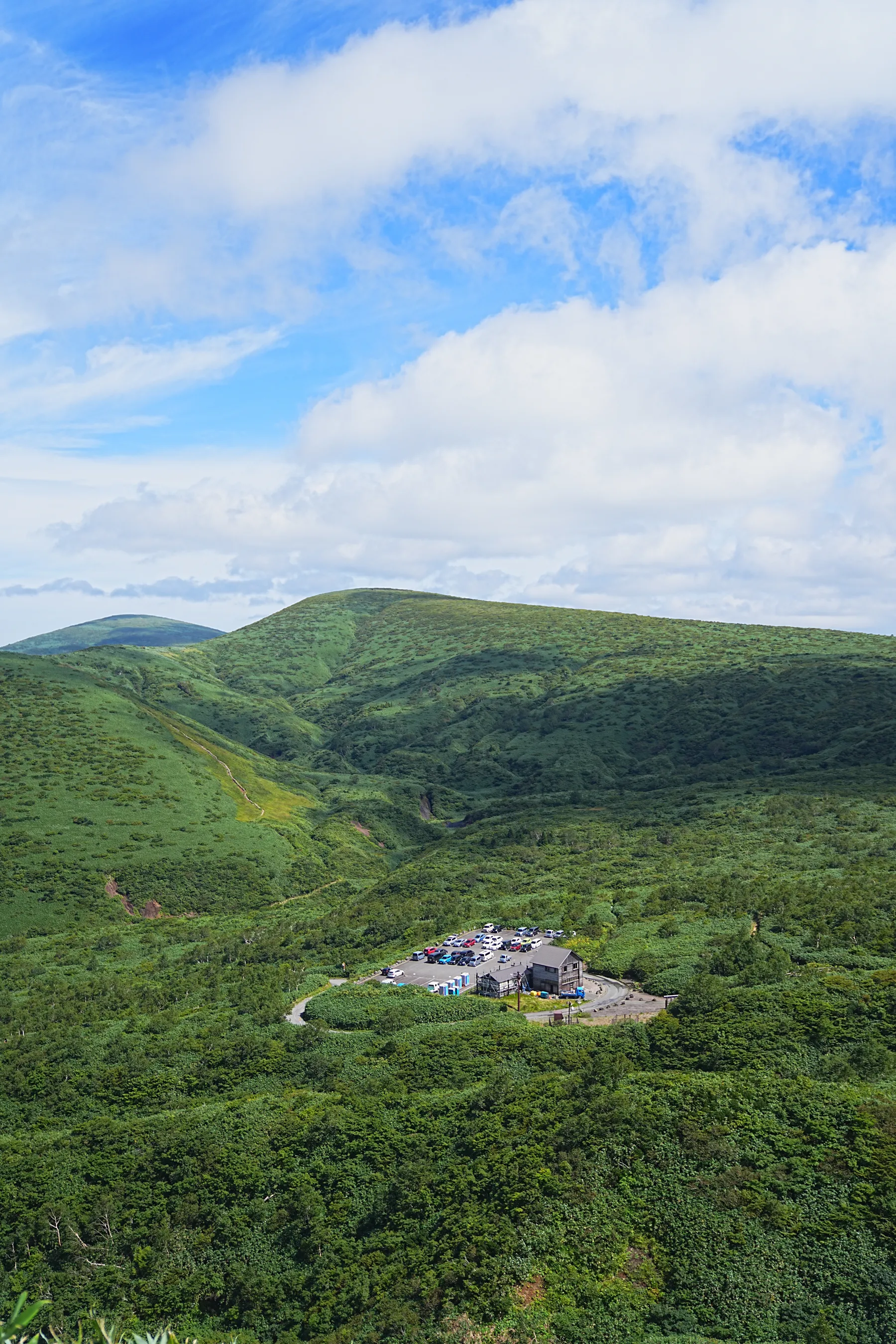 夏の終わりの秋田駒ヶ岳をのんびり日帰り登山。