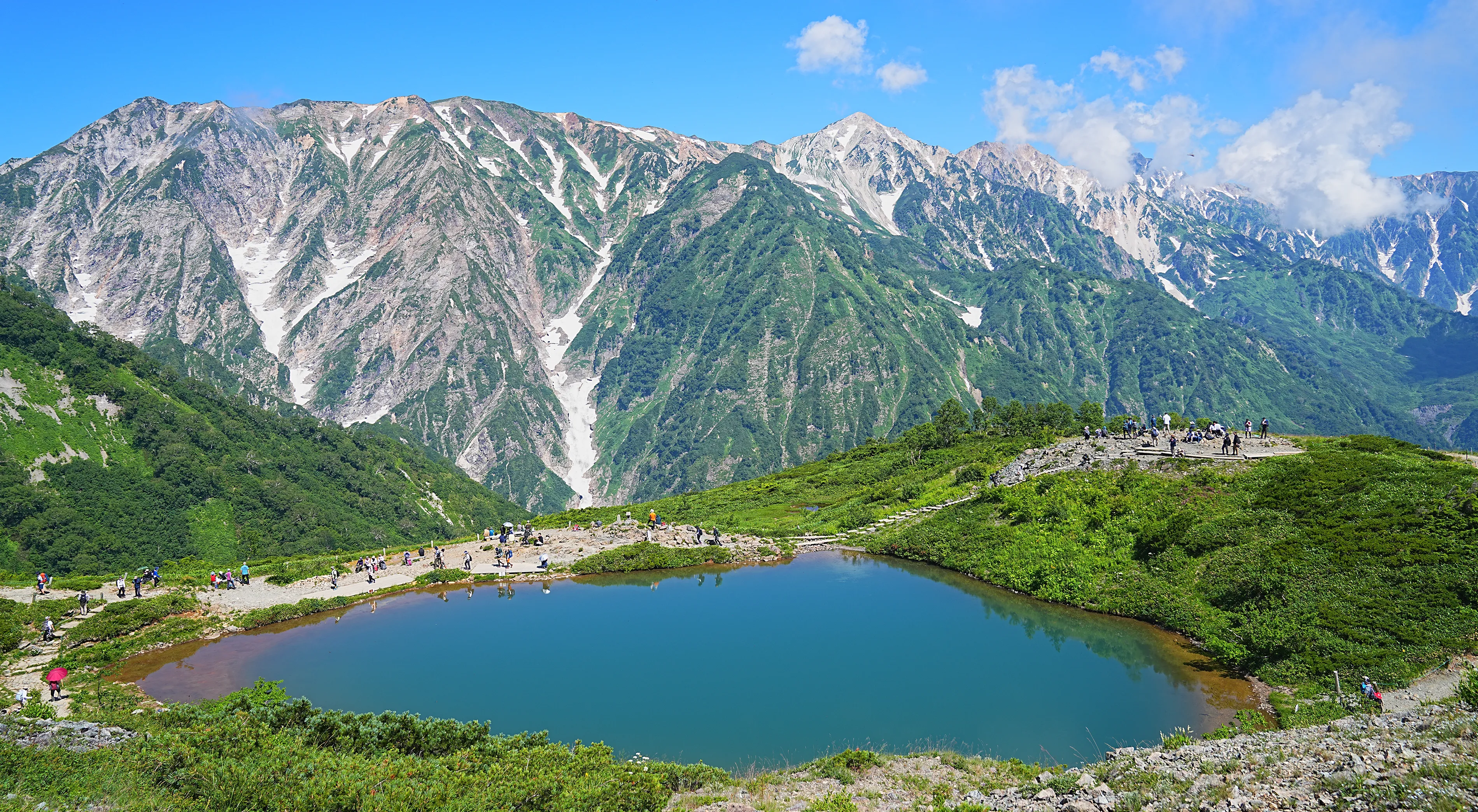 夏休み！初心者にオススメの日帰り夏山トップ10！