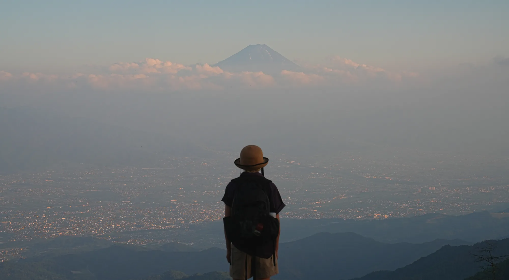 片道1時間で富士山の絶景！山梨「小楢山」日帰り登山