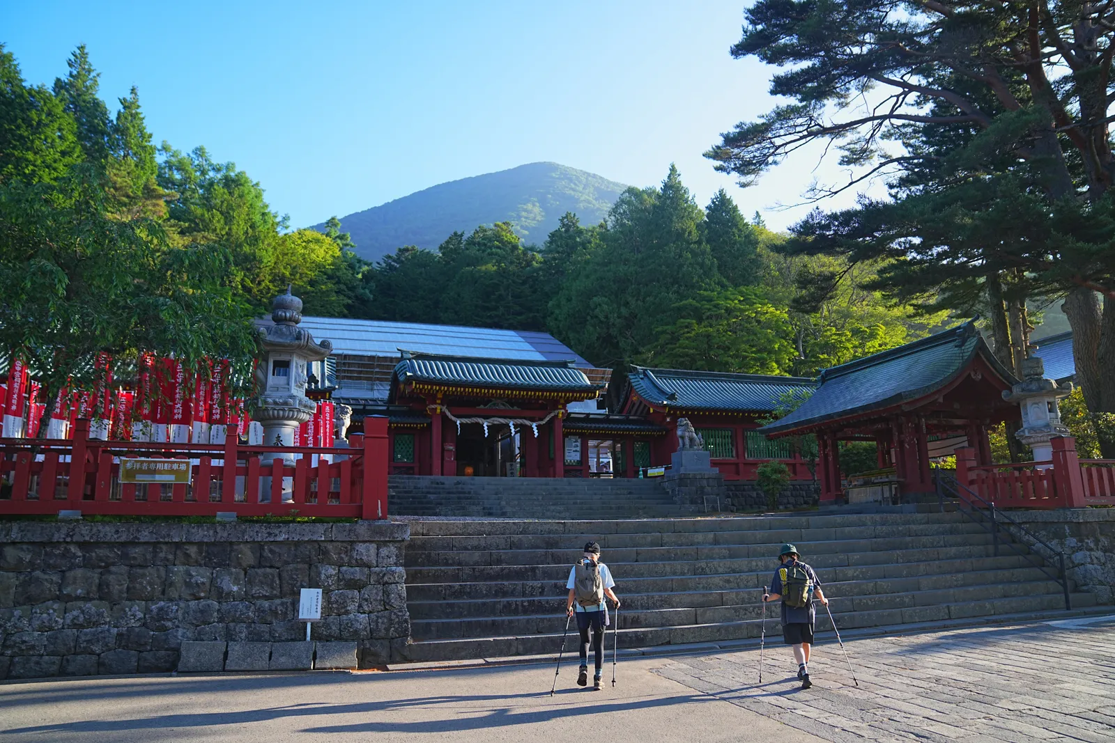 夏休みに登ろう！日光の百名山・男体山！