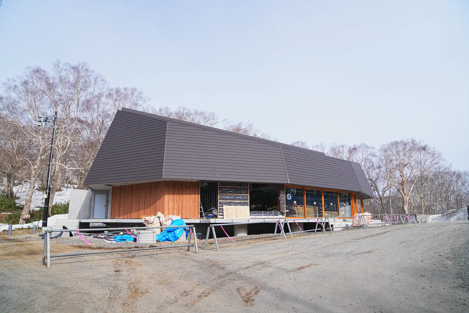 残雪の尾瀬・尾瀬小屋