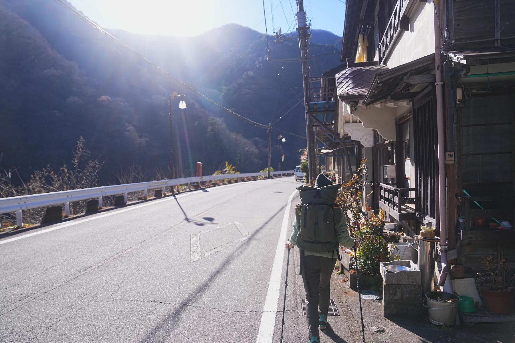 奥多摩の秘湯。三条の湯に泊まる山旅。