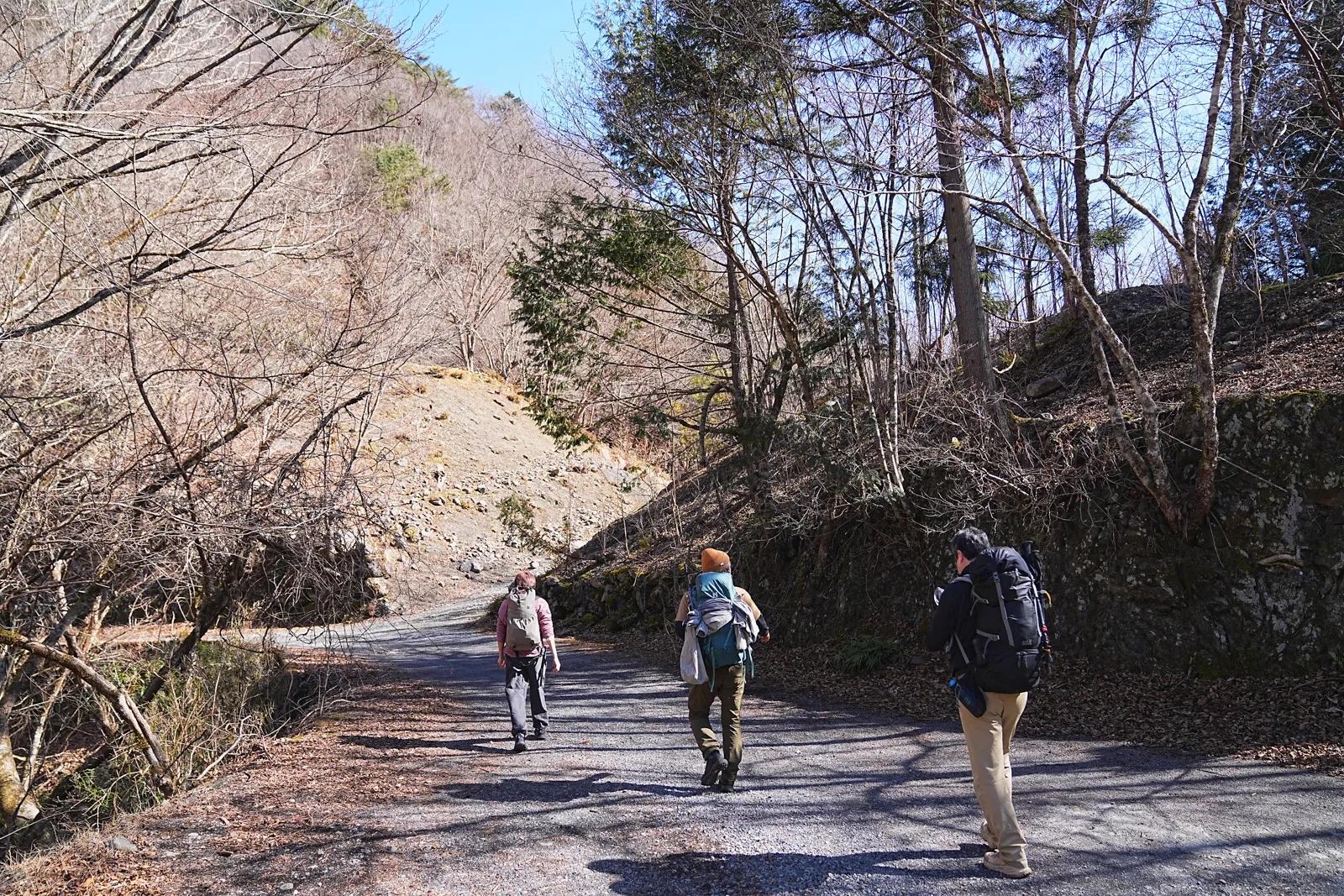奥多摩の秘湯「三条の湯」へ。温泉の山旅。