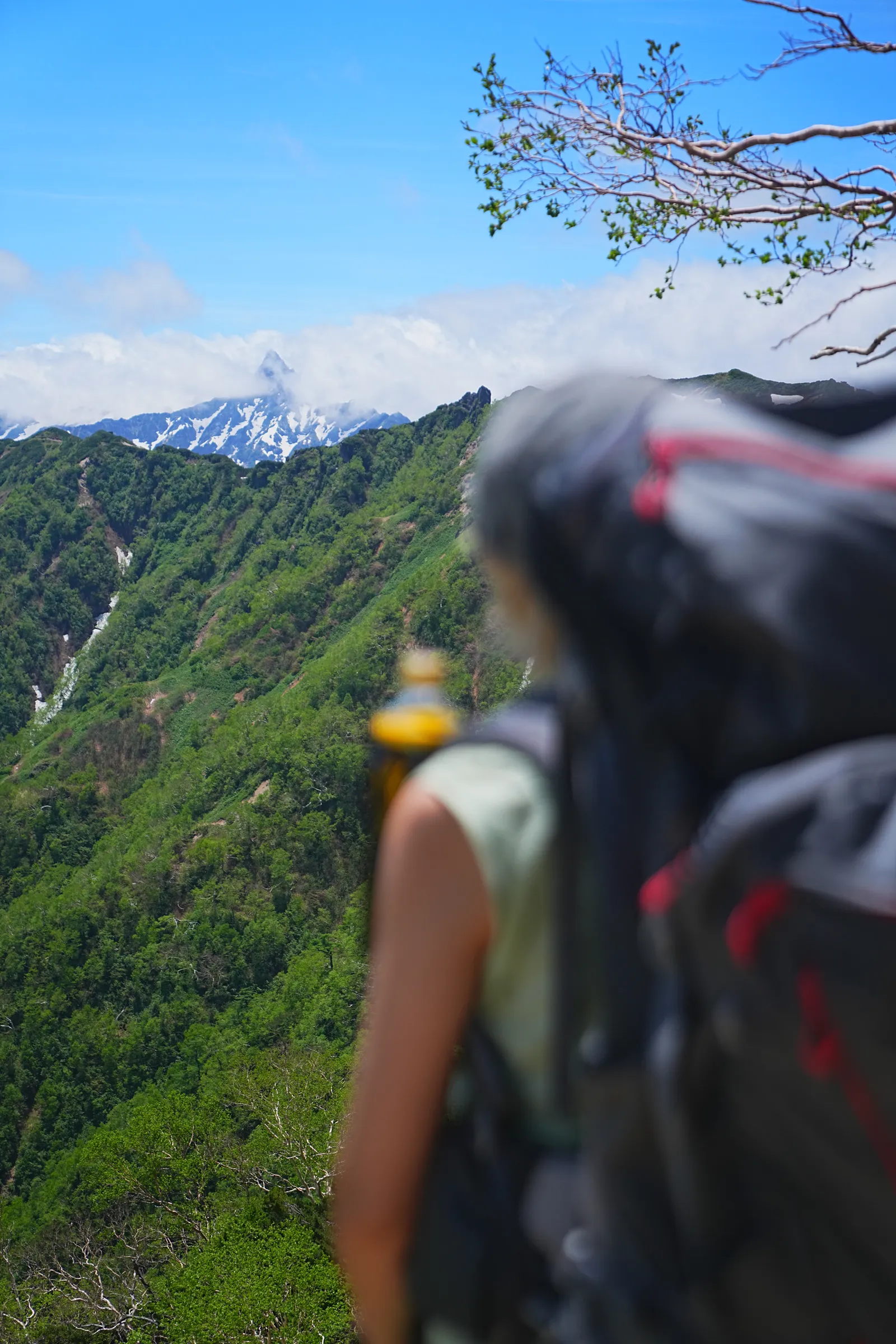 日本屈指の人気の山「燕岳」にテント泊で登る