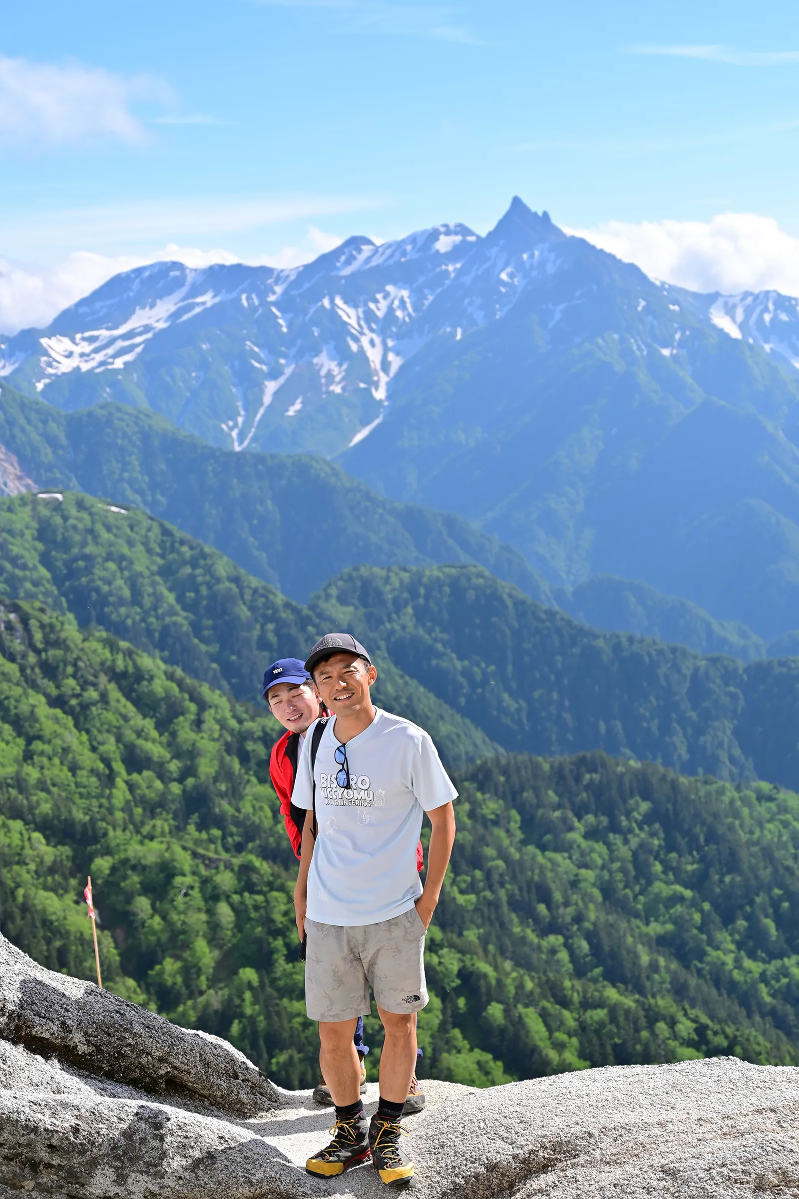 日本屈指の人気の山「燕岳」にテント泊で登る