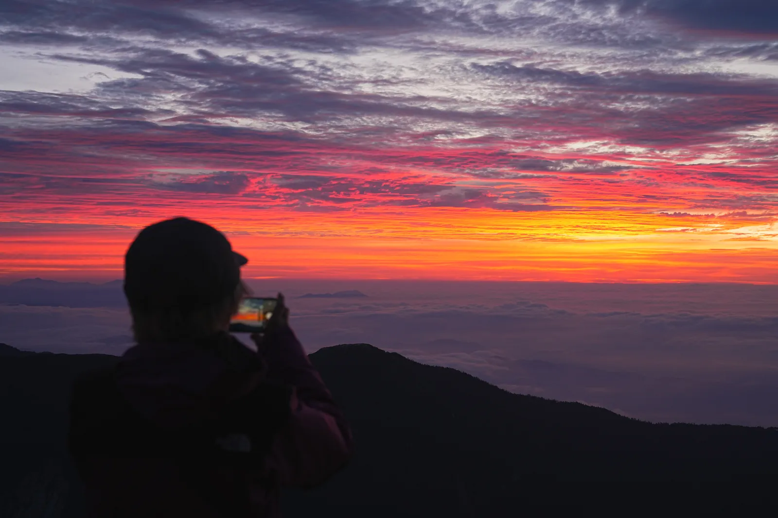 日本屈指の人気の山「燕岳」にテント泊で登る