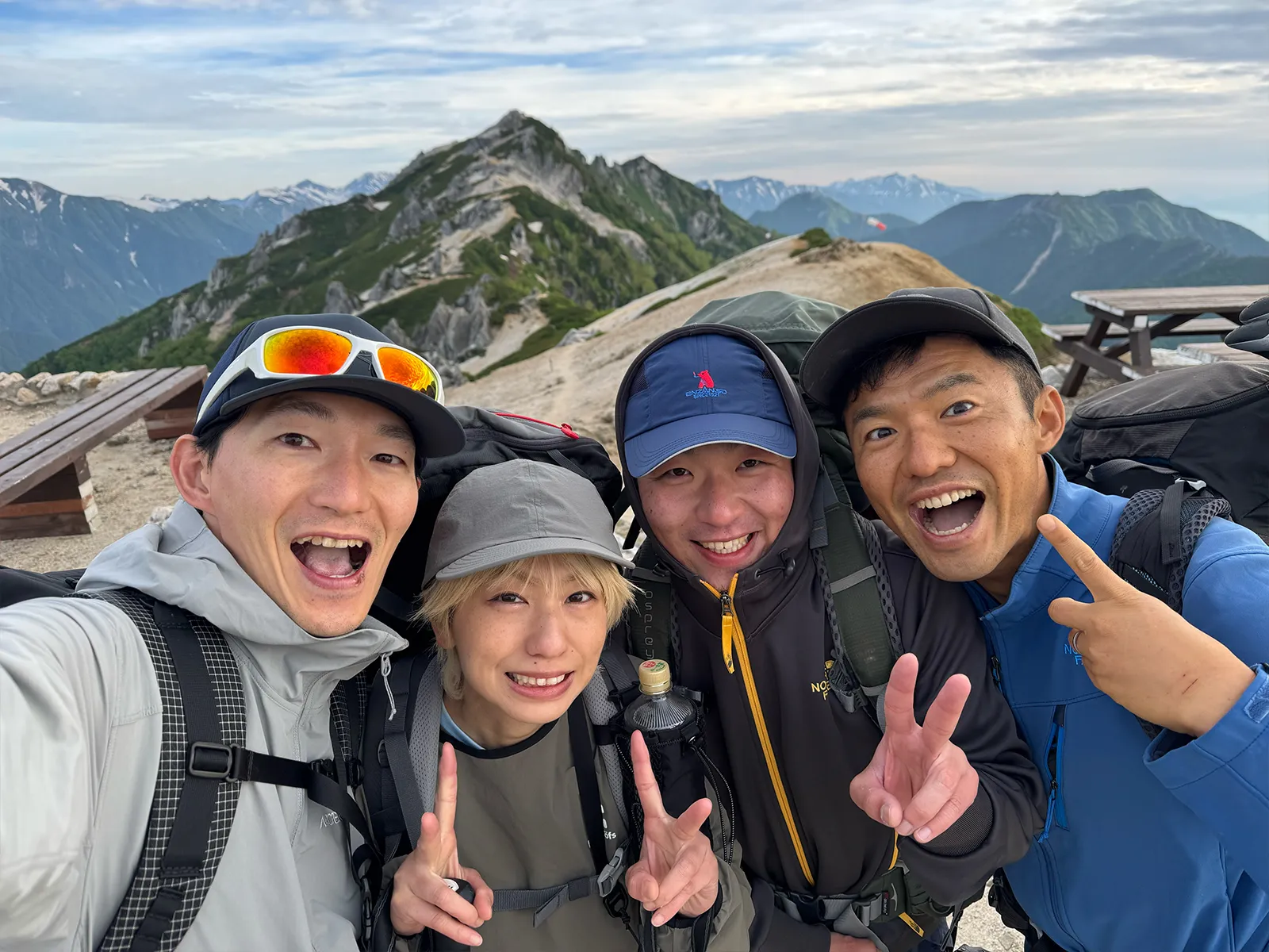 日本屈指の人気の山「燕岳」にテント泊で登る