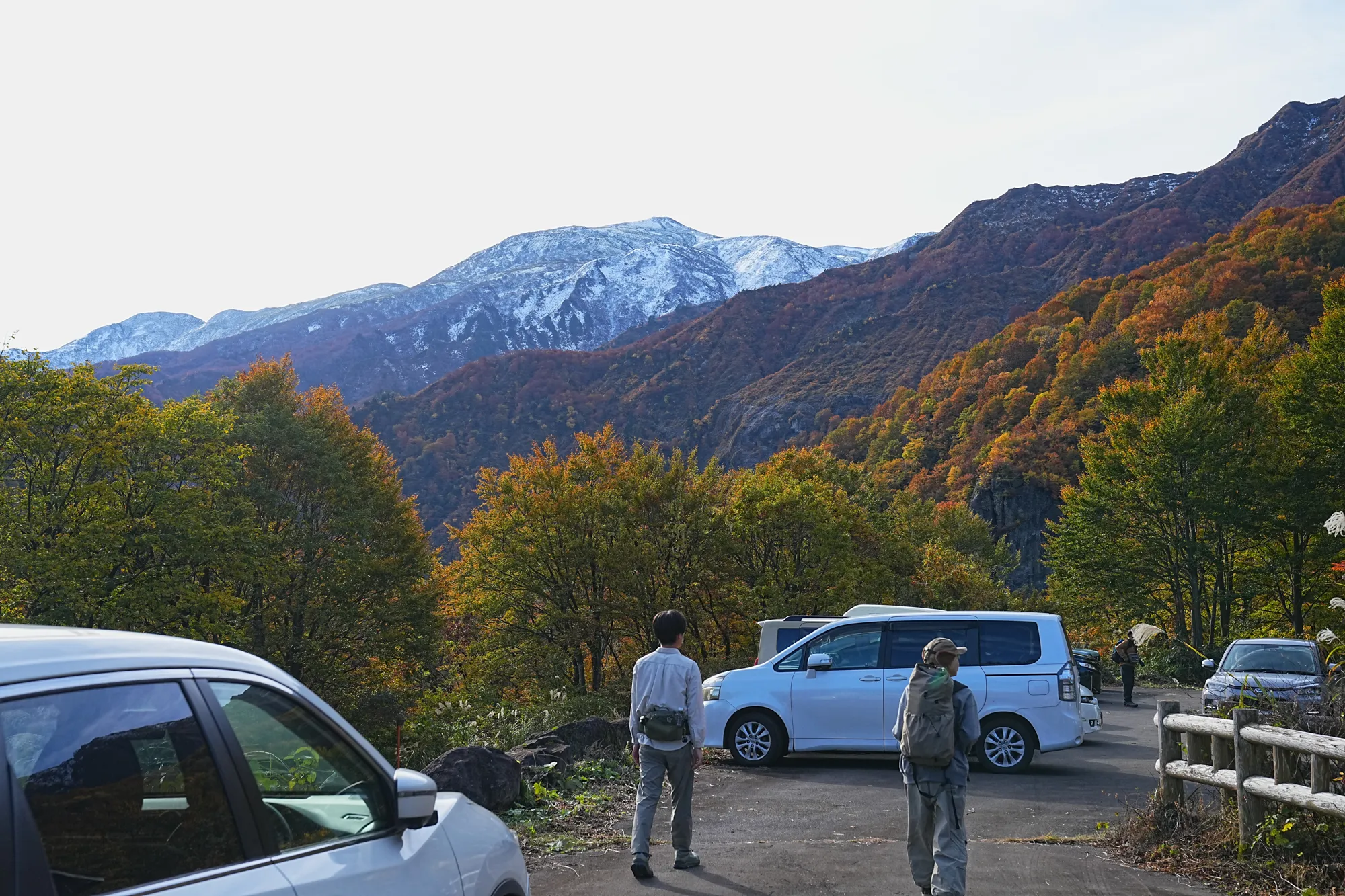 紅葉がピーク！裏巻機渓谷で紅葉ハイキング！